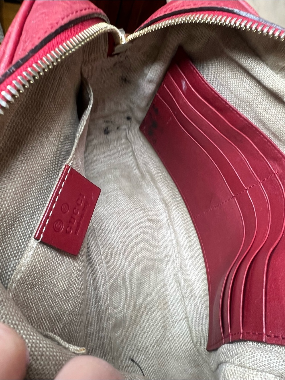 GUCCI Red Leather Microguccissima Bree Crossbody Bag - Picture 14 of 17